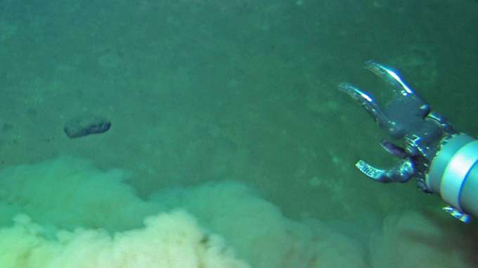 Unterwasser Sedimentwolke