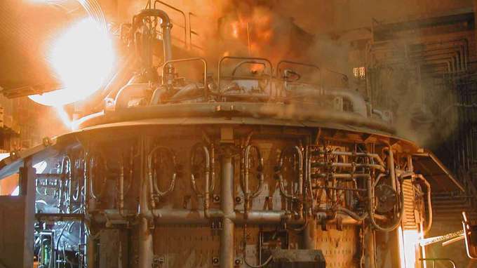 Rohstoffe Schmelzofen Elektrolichtofen