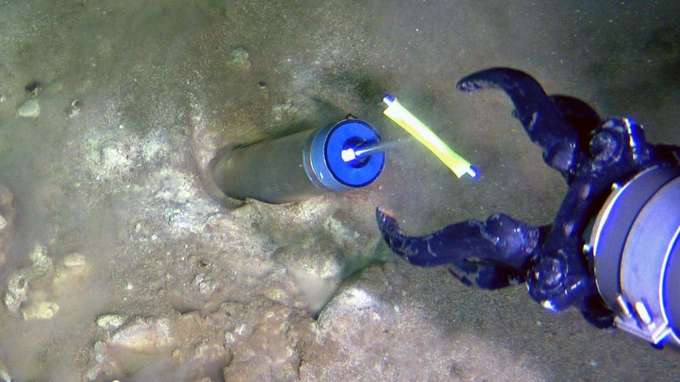 Unterwasser Probennahme